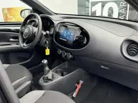 Toyota Aygo X (2025) thumbnail 2