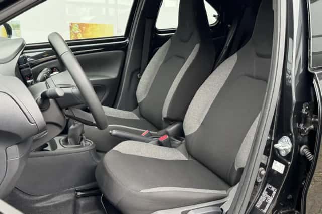 Toyota Aygo X (2025) thumbnail 12