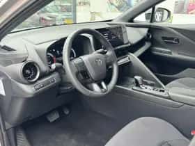 Toyota C hr (2025) thumbnail 11