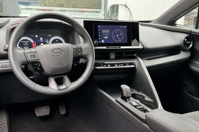 Toyota C hr (2025) thumbnail 15