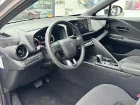 Toyota C hr (2025) thumbnail 5