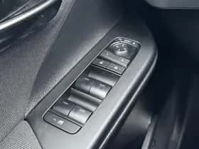 Toyota C hr (2025) thumbnail 72