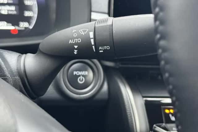 Toyota C hr (2025) thumbnail 73