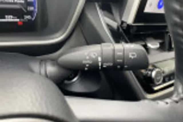 Toyota Corolla (2023) thumbnail 66