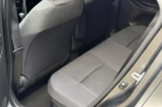 Toyota Yaris Cross (2025) thumbnail 41