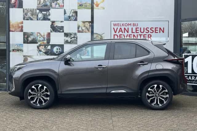 Toyota Yaris Cross (2025) thumbnail 9