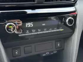 Toyota Yaris Cross (2025) thumbnail 15