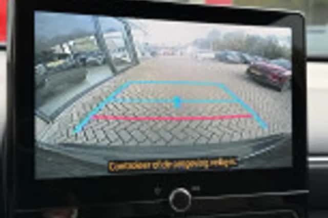Toyota Yaris Cross (2025) thumbnail 38