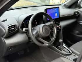 Toyota Yaris Cross (2025) thumbnail 11
