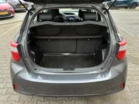 Toyota Yaris (2017) thumbnail 20