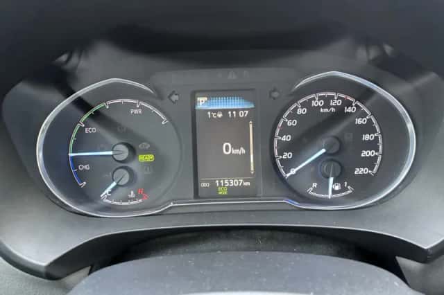 Toyota Yaris (2017) thumbnail 22