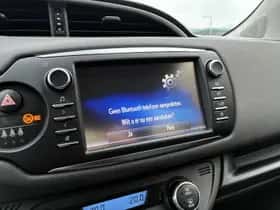Toyota Yaris (2017) thumbnail 32