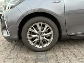 Toyota Yaris (2017) thumbnail 33