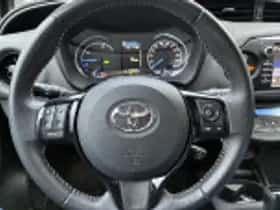 Toyota Yaris (2017) thumbnail 49