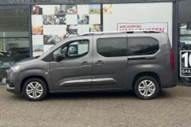 Toyota Proace (2022) thumbnail 3