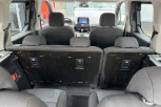 Toyota Proace (2022) thumbnail 42