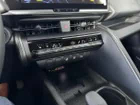 Toyota C hr (2024) thumbnail 40