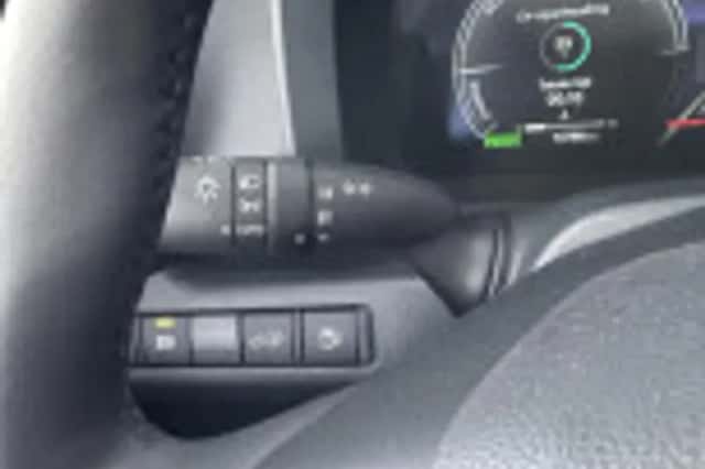 Toyota C hr (2024) thumbnail 46