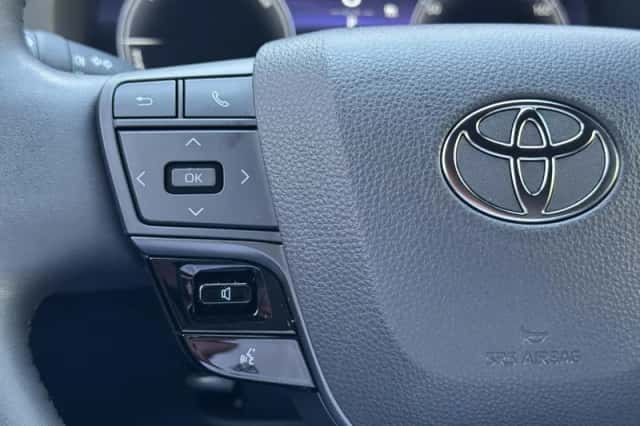 Toyota C hr (2024) thumbnail 27