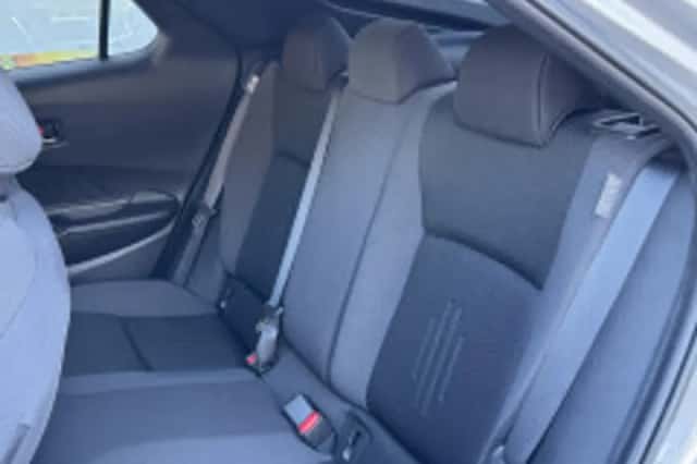 Toyota C hr (2024) thumbnail 6