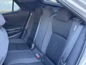 Toyota C hr (2024) thumbnail 6