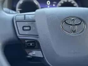 Toyota C hr (2024) thumbnail 53