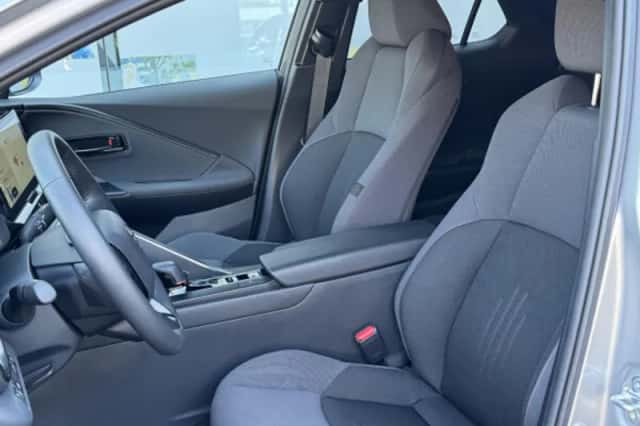 Toyota C hr (2024) thumbnail 65