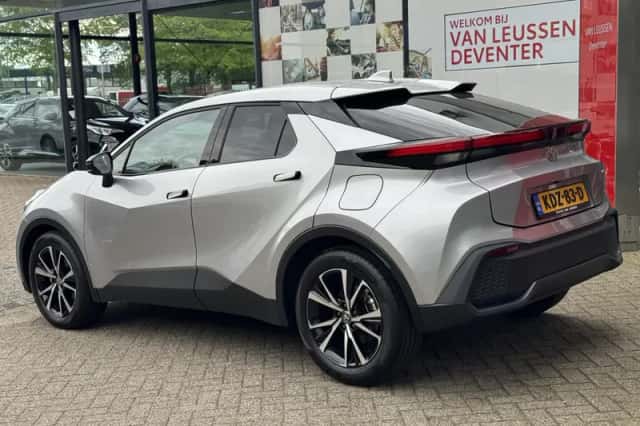 Toyota C hr (2024) thumbnail 9