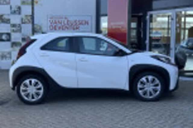 Toyota Aygo X (2024) thumbnail 25
