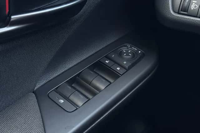 Toyota C hr (2024) thumbnail 19