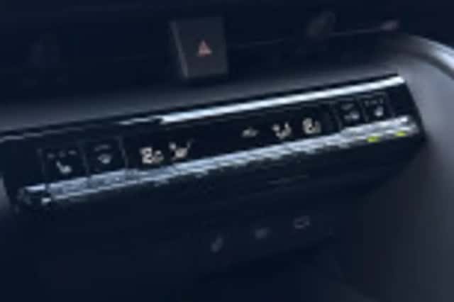 Toyota C hr (2024) thumbnail 37