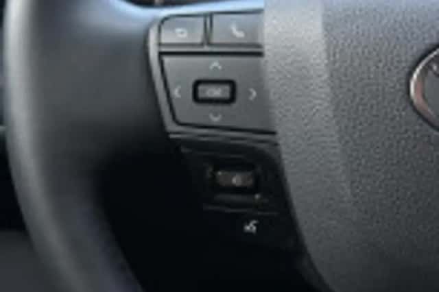 Toyota C hr (2024) thumbnail 39