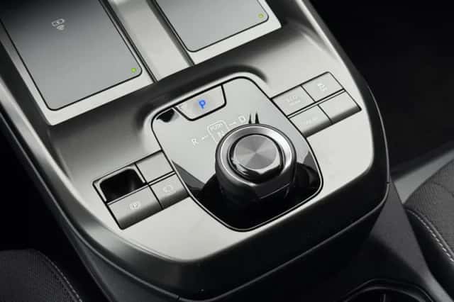 Toyota C hr (2026) thumbnail 14