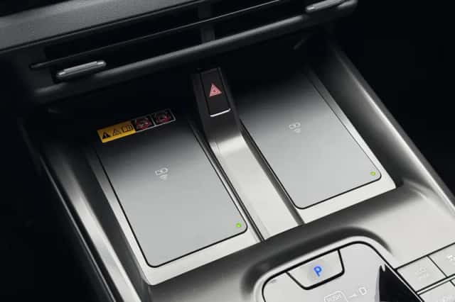 Toyota C hr (2026) thumbnail 15