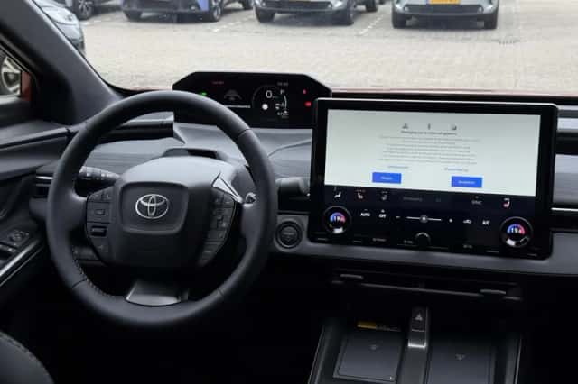 Toyota C hr (2026) thumbnail 21