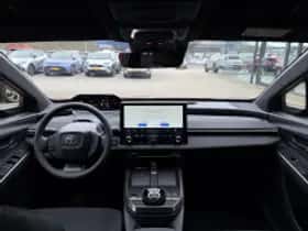 Toyota C hr (2026) thumbnail 4