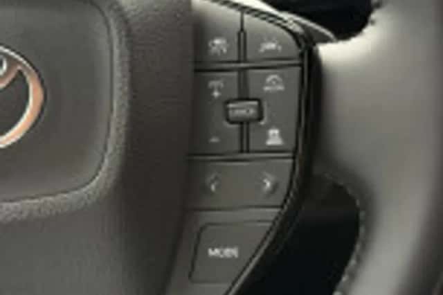 Toyota C hr (2026) thumbnail 39