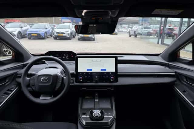 Toyota C hr (2026) thumbnail 54