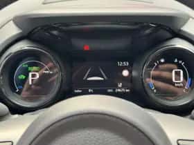 Toyota Yaris (2022) thumbnail 23
