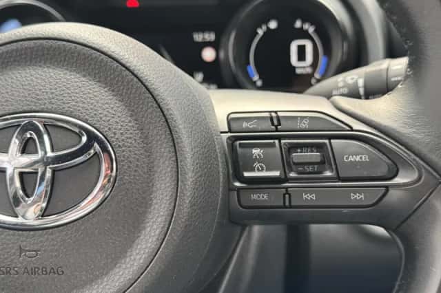 Toyota Yaris (2022) thumbnail 25