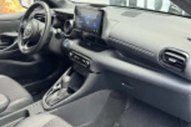 Toyota Yaris (2022) thumbnail 40