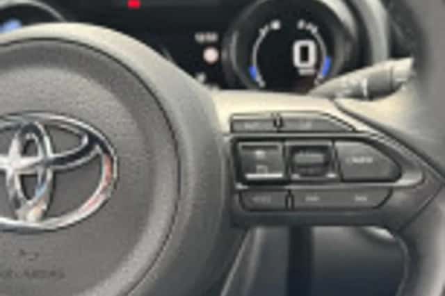 Toyota Yaris (2022) thumbnail 55