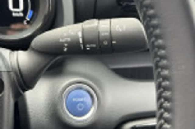 Toyota Yaris (2022) thumbnail 60