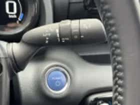 Toyota Yaris (2022) thumbnail 60