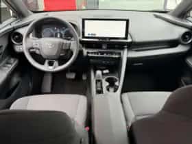 Toyota C hr (2024) thumbnail 5