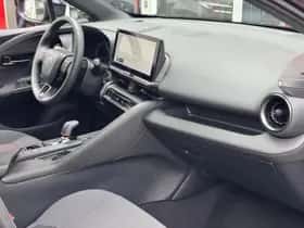 Toyota C hr (2024) thumbnail 10