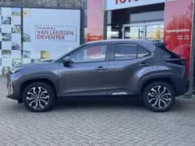 Toyota Yaris Cross (2022) thumbnail 2