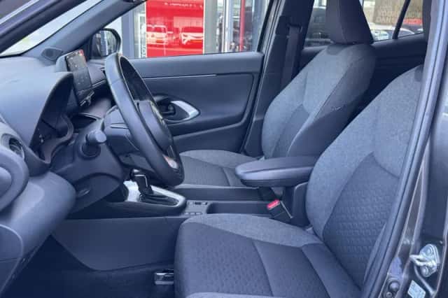 Toyota Yaris Cross (2022) thumbnail 12