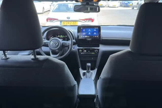 Toyota Yaris Cross (2022) thumbnail 13