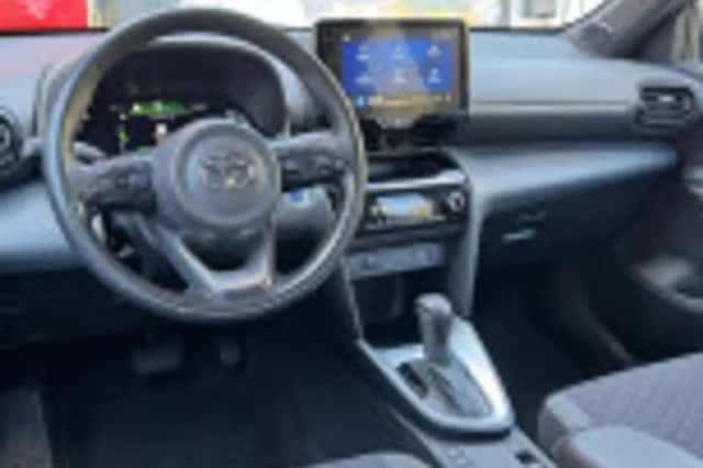 Toyota Yaris Cross (2022) thumbnail 33